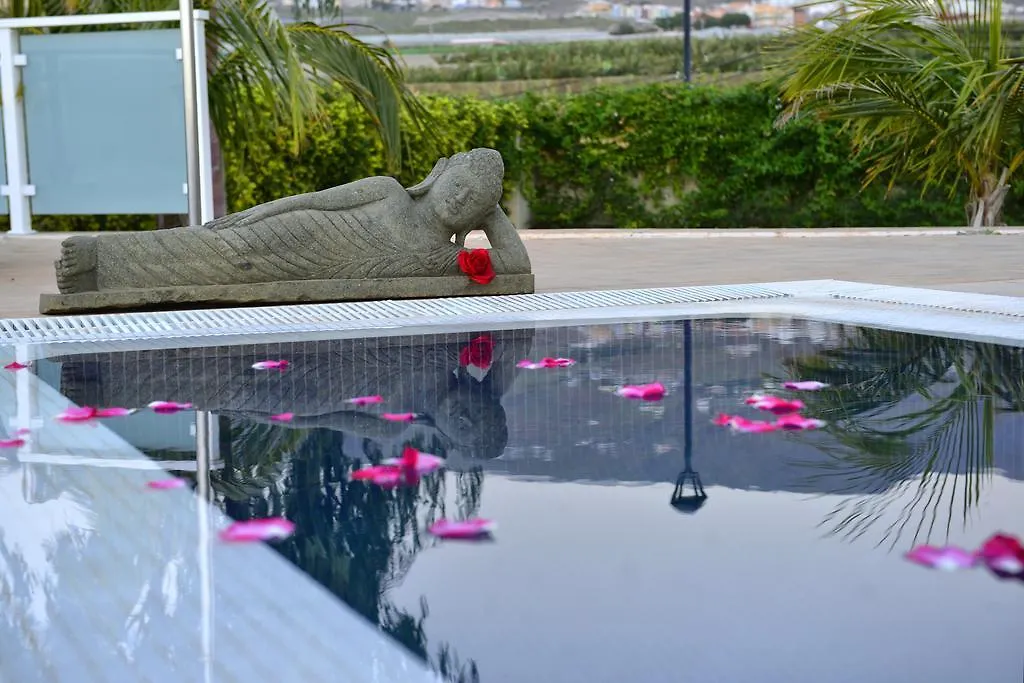 Villa Dhanvantari Costa Adeje  Üdülőközpont Costa Adeje (Tenerife)